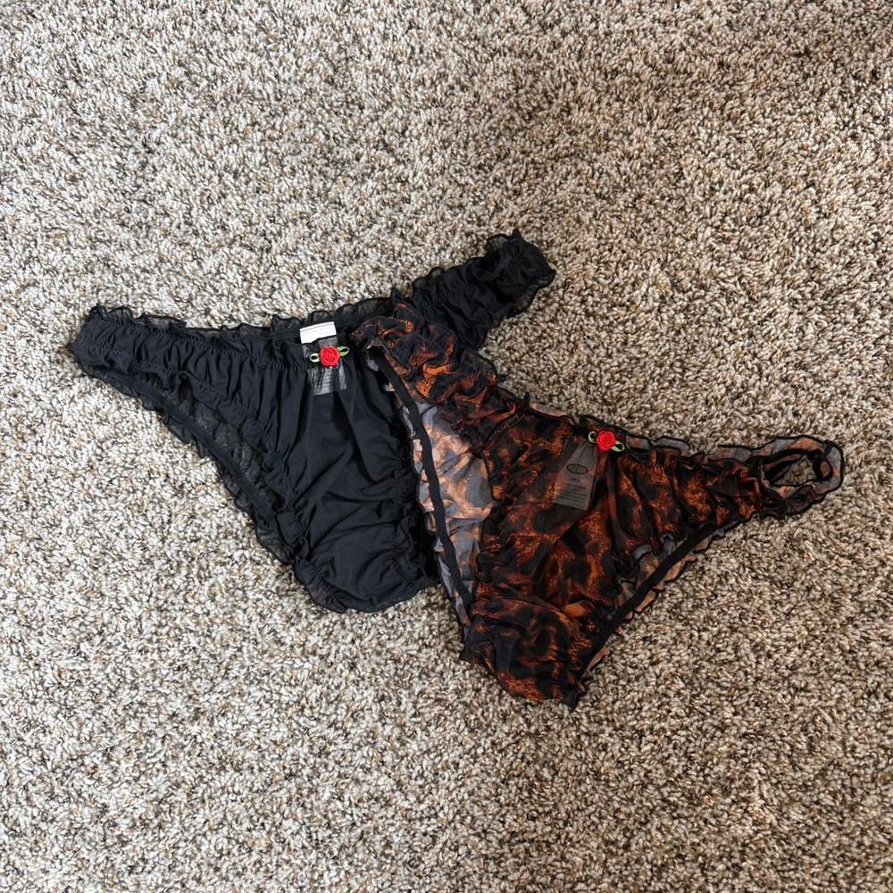 Parade Women's Black and Brown Panty Set - Medium